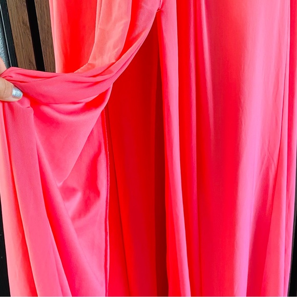 Prom/wedding/ bridesmaids dress - Picture 7 of 11